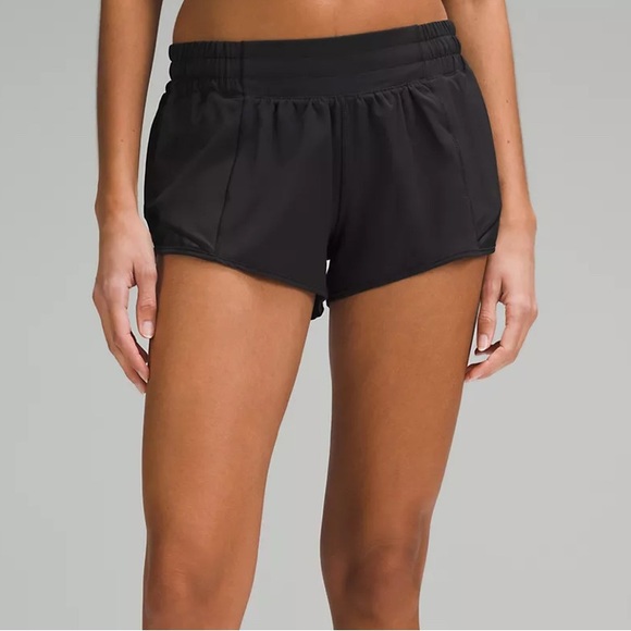 Black lululemon hotty hot shorts size 10 - Picture 1 of 4